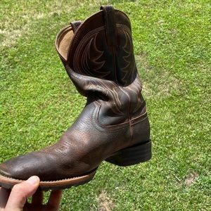 Lightly worn Ariat Work boots. 13D